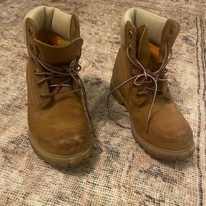 Women’s Timberland Boots | Classic Style with Cream Upper